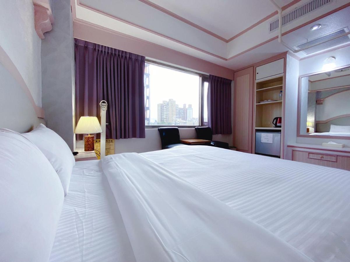 Chrysler Hotel Taipei Luaran gambar